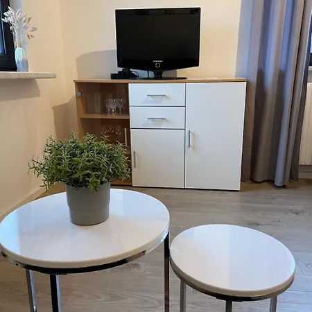 Apartment Schone Mit Kostenlosen Parkplatz. *